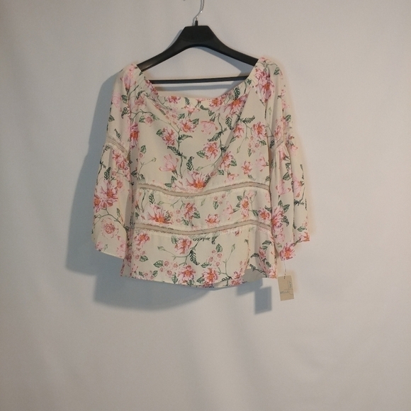 NWT Belle Sky Floral Off The Shoulder Blouse - Picture 5 of 7